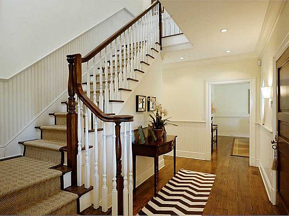 4th image of 18 Shoal Point Ln