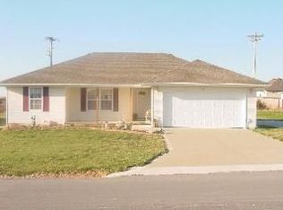 331 Sugar Tree Rd, Sparta, MO 65753