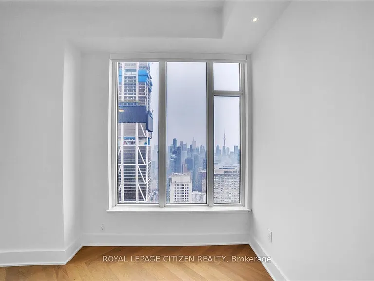 11 Yorkville Ave #6007 — Photo 13