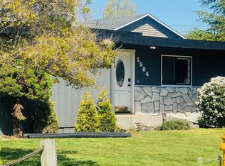 1504 S 244th St, Des Moines, WA 98198
