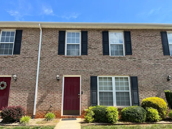 1248 Blue Ridge View Cir, Forest, VA 24551