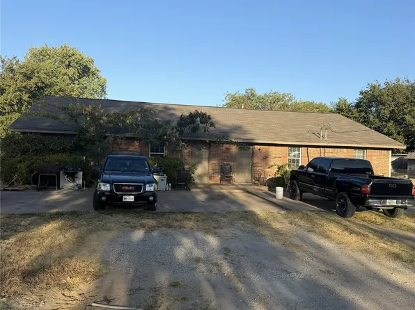 615 N Main St APT A, Aubrey, TX 76227