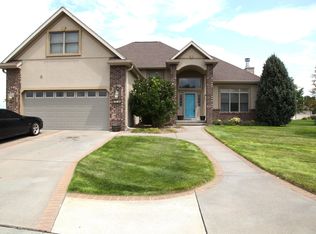 2006 Ridgeway Dr, Lexington, NE 68850