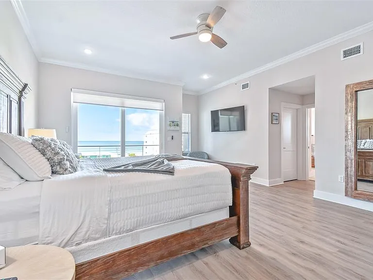 19505 Gulf Blvd #404 — Photo 36