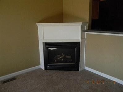 3rd image of 663 S Stoney Brook Dr