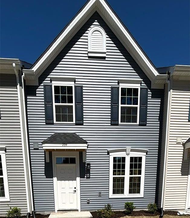 1st image of 204 Reids Place Dr