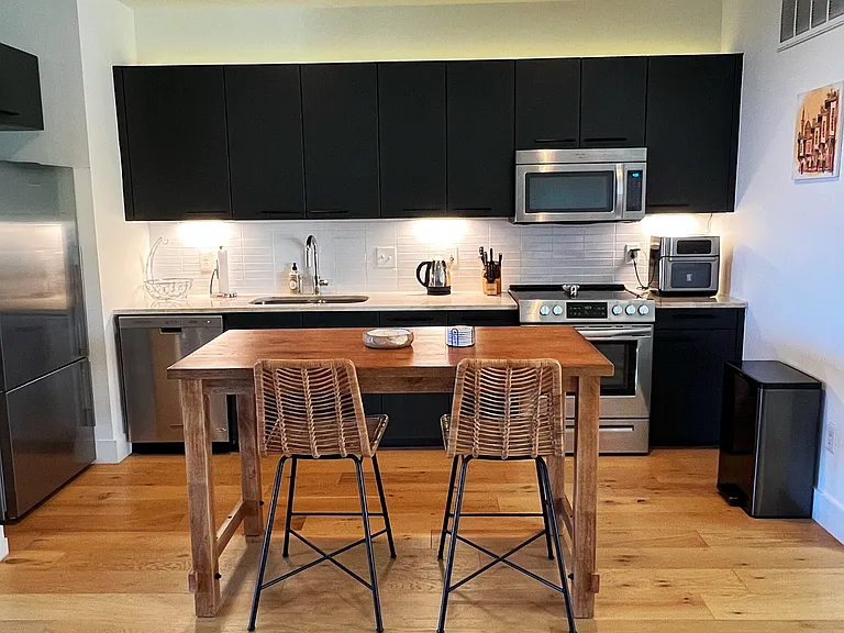 2906 S 1st St #303 — Photo 4