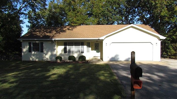 1st image of 16455 Harmony Ln
