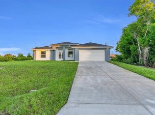 3405 26th St SW, Lehigh Acres, FL 33976