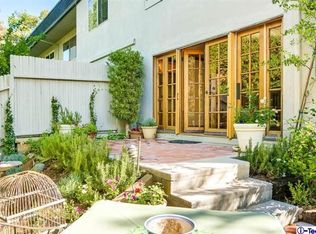 1045 S Orange Grove Blvd APT 6, Pasadena, CA 91105