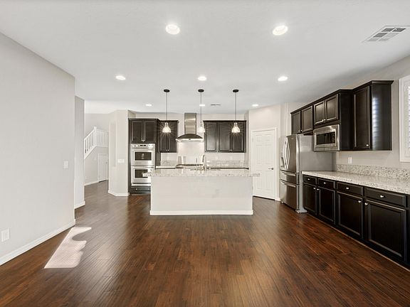 3rd image of 11838 Montanesa Ave