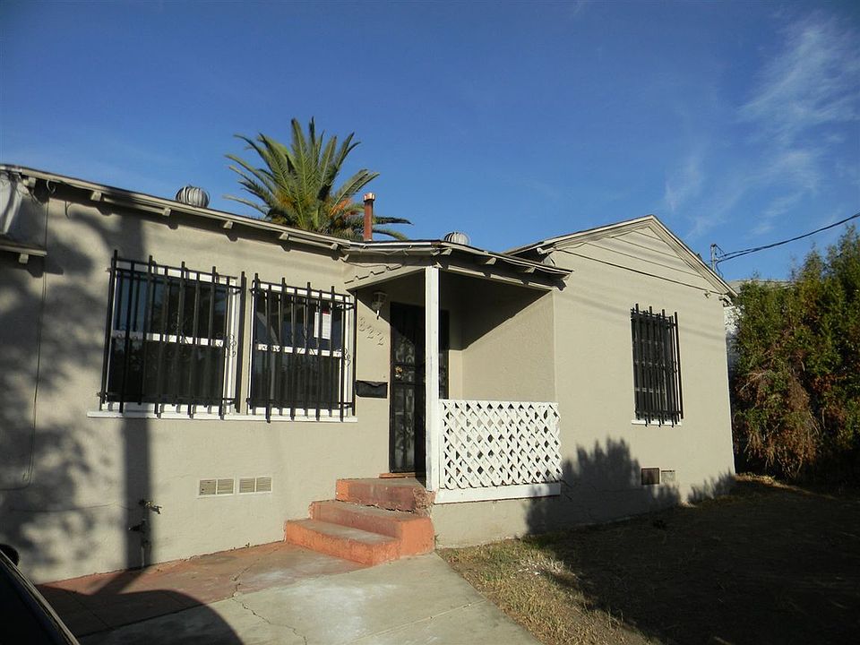 1st image of 822 Iona Dr