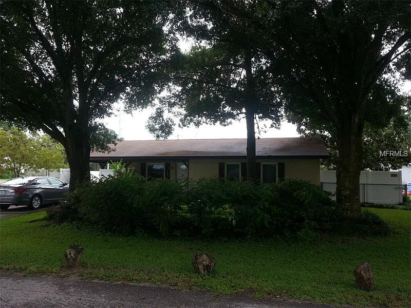 1st image of 3810 Abbott Ln