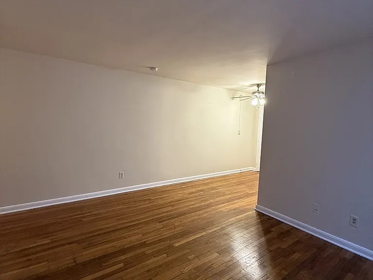 1314 K St SE — Photo 4