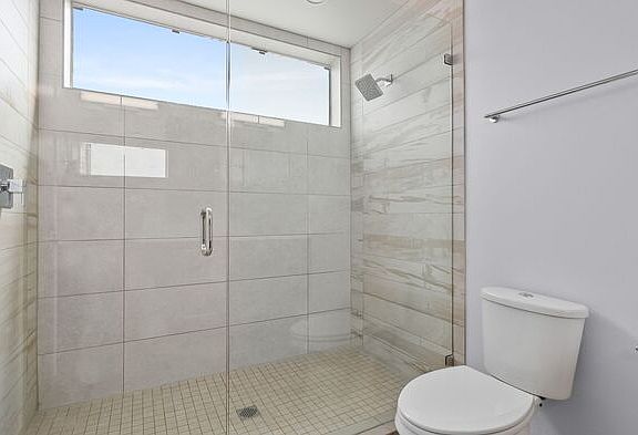 3rd image of 2035A NW 62nd St