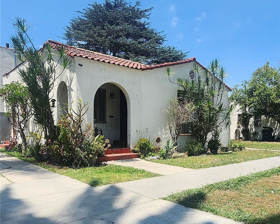 1st image of 7003 Mission Pl