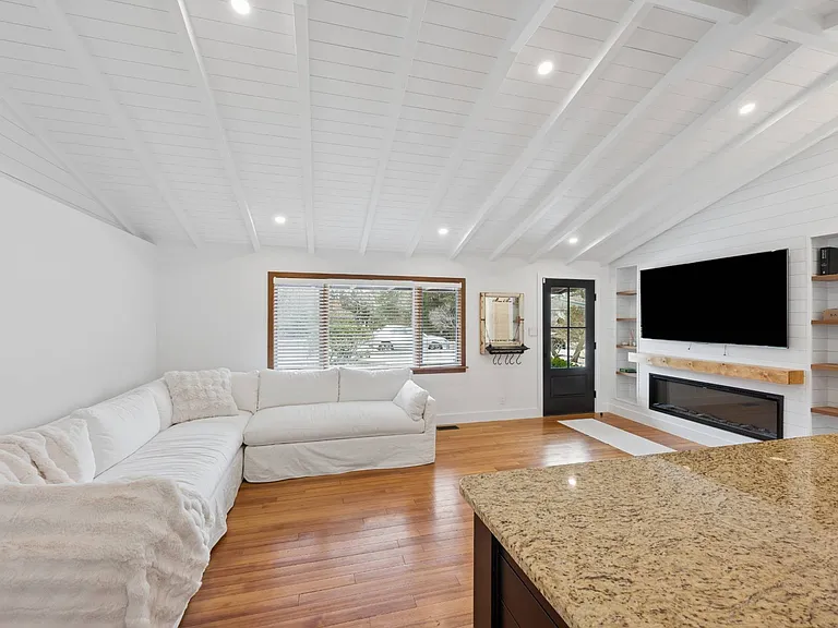 7 Gegan Dr — Photo 6