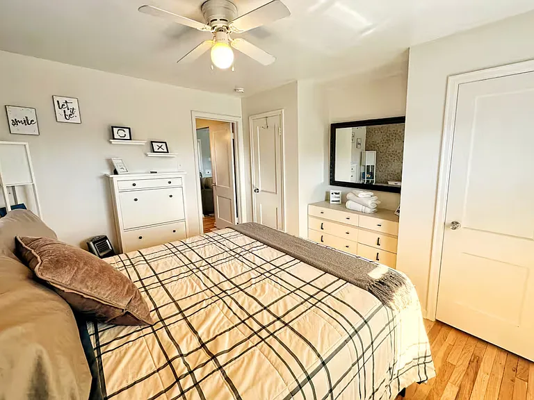 470 S Canosa Ct — Photo 12