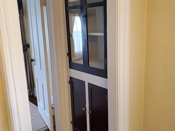 Master Bedroom Entryway