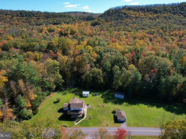 612 Penns Creek Rd, Spring Mills, PA 16875