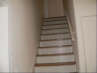 4th image of 1027 W 22nd Ave
