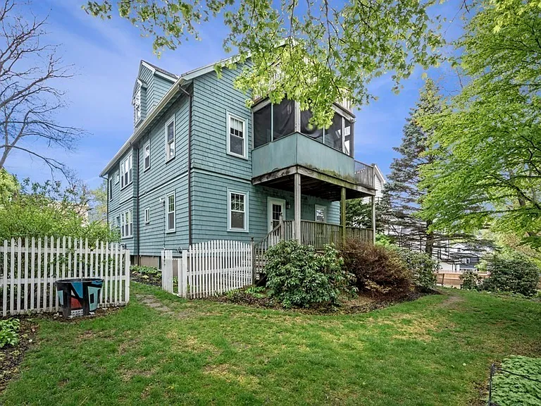 59 Brooksdale Rd #1 — Photo 3