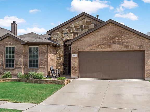 3rd image of 5817 Loveland Dr