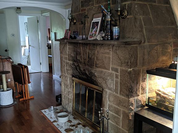 5th image of 229 Liberto Rd