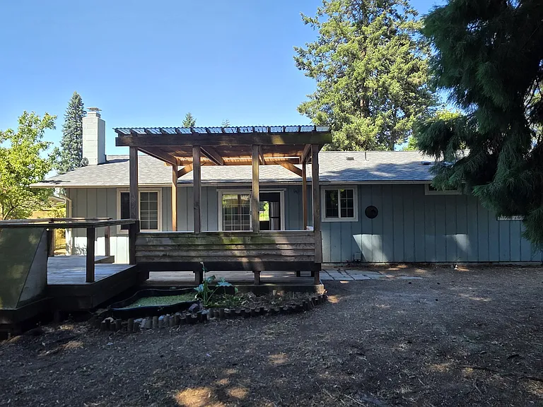 342 Norman Ave — Photo 22