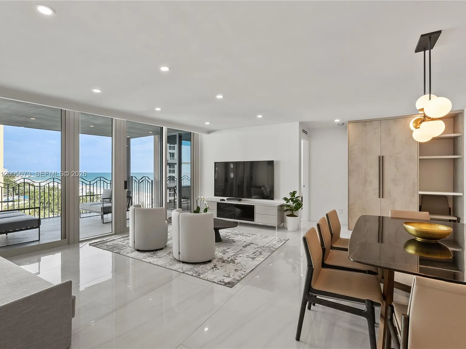 1500 Ocean Drive Condo — Photo 2