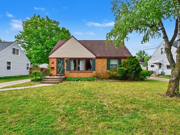 1308 Ellsmere St NE, Grand Rapids, MI 49505