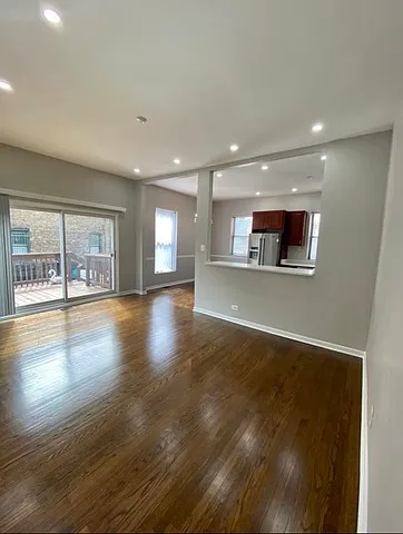 2 bed, 1.5 bath, 1500 sqft, $3,000 — Photo 4