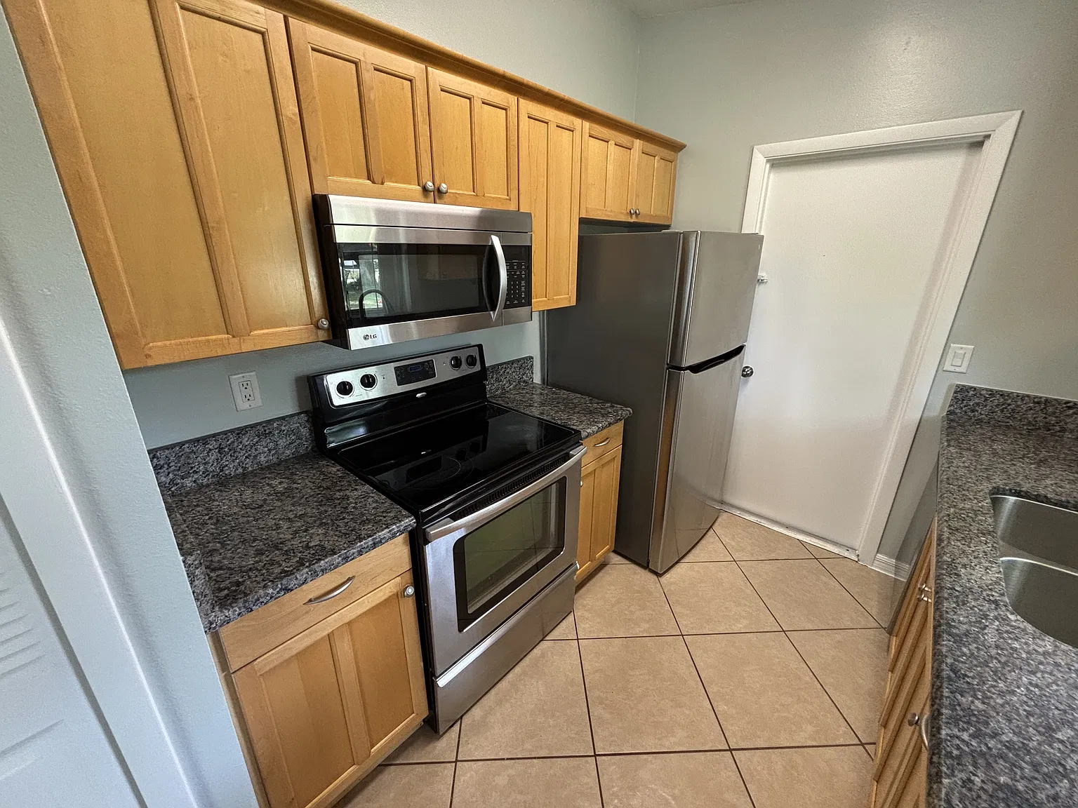 95 Cricket Hollow Lane - 1 — Photo 4