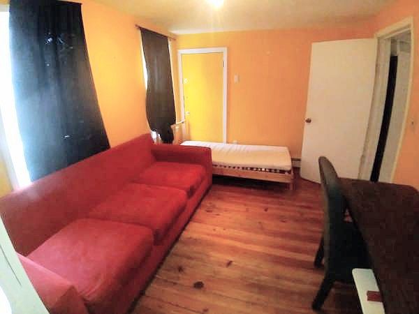 1st image of 7 Bristol St Unit 1