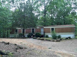 24 Crest View Dr, Cleveland, GA 30528