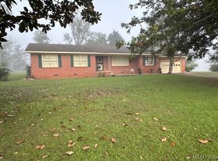 65 Blackmon Dr, Coosada, AL 36020