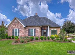 30596 S Pass Dr, Denham Springs, LA 70726