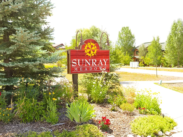 3355 Columbine Dr #606 — Photo 4