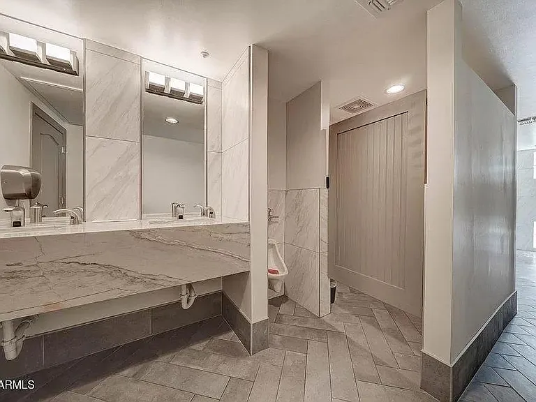 1701 E Colter St #230 — Photo 3
