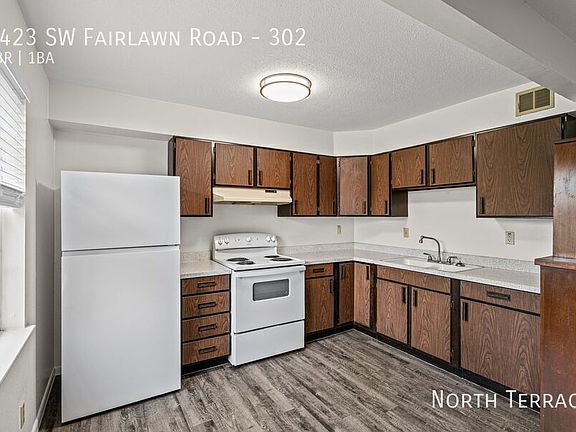 5th image of 1411 SW Fairlawn Rd #527