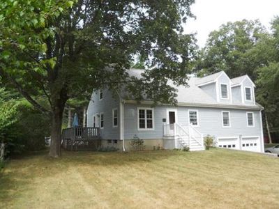 687 West St, Walpole, MA, 02081