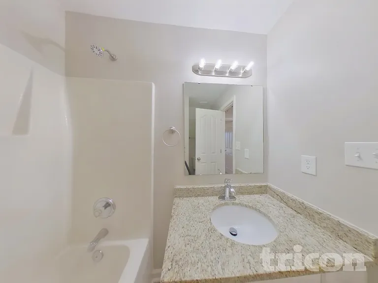 7310 Ravanna Dr — Photo 14