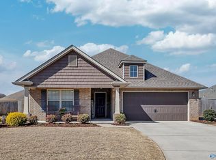 14 Buckeye Ln, Decatur, AL 35603