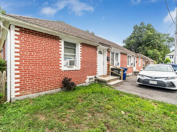 242 Pearl Harbor Street, Bridgeport, CT 06610