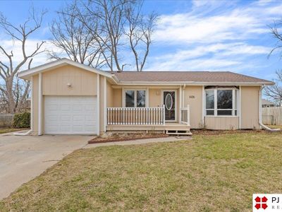 606 N Park Dr, Gretna, NE, 68028