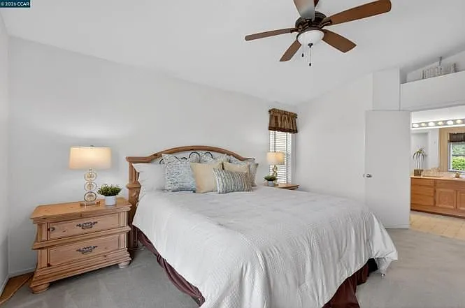 549 Burdick Dr — Photo 14
