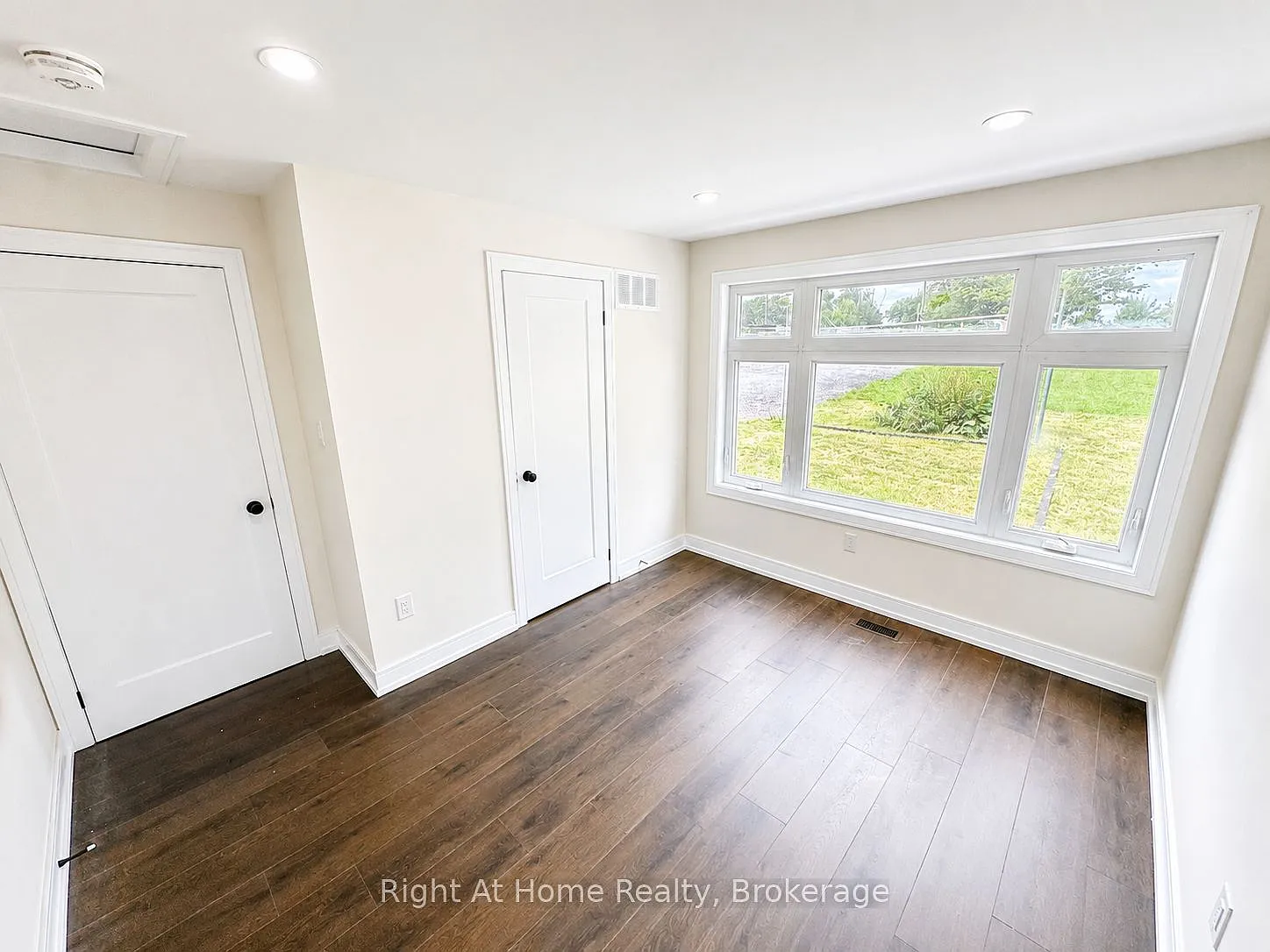 3 bed, $2,500 — Photo 4