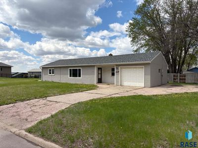 501 S 5th Ave, Brandon, SD, 57005