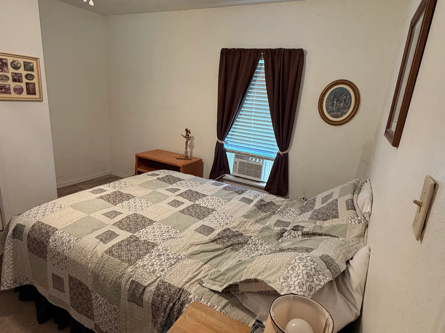 2 bed, 900 sqft, $1,000 — Photo 2