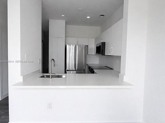 5th image of 17820 NW 73rd Ave #1011